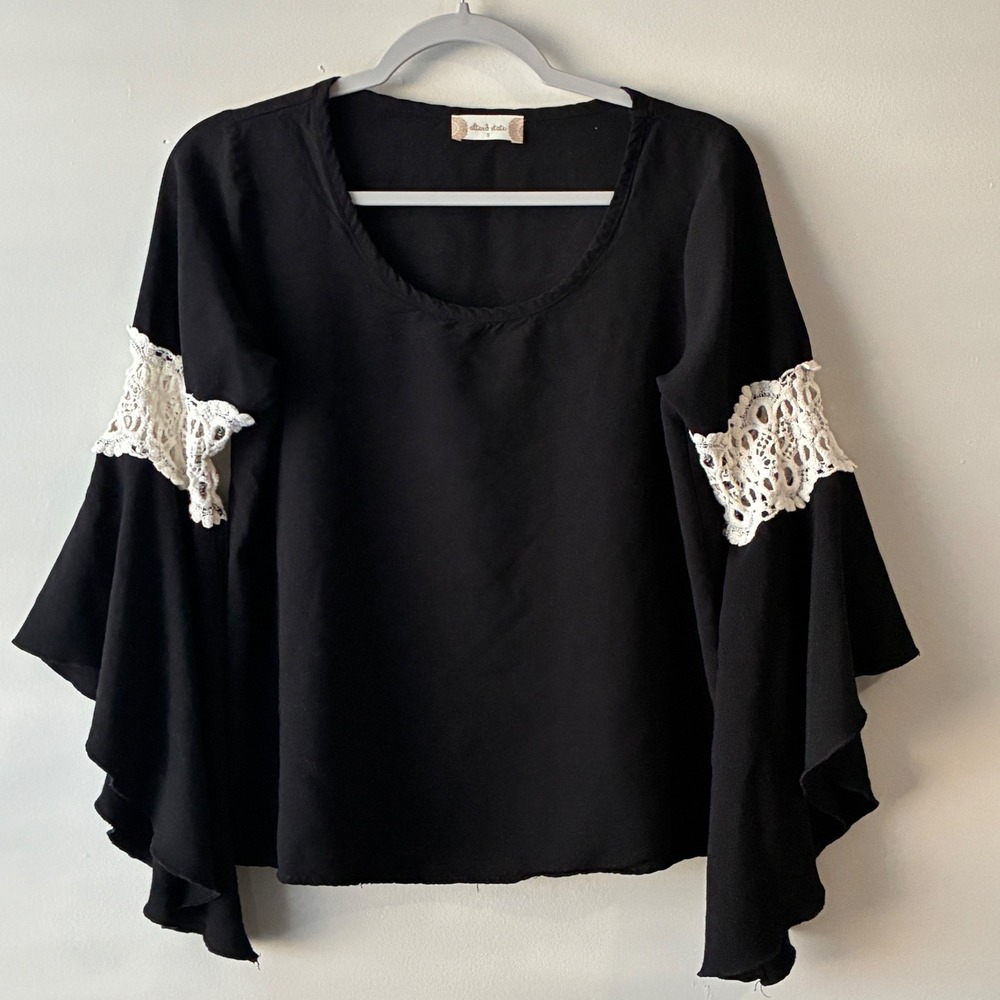 Altar'd State Bell Sleeve Top Women Small Black Crochet Lace Boho‎ Festival